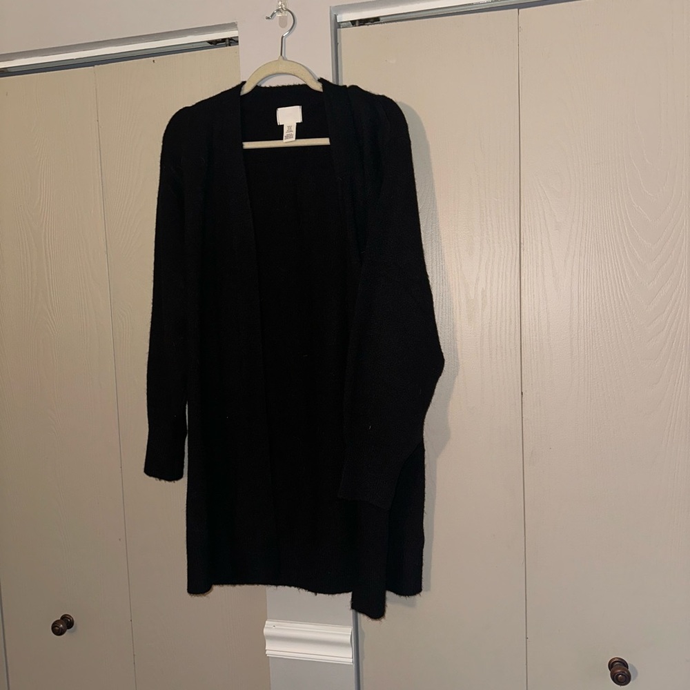 H&M Women's Black Sweater Cardigan. Size XSmall